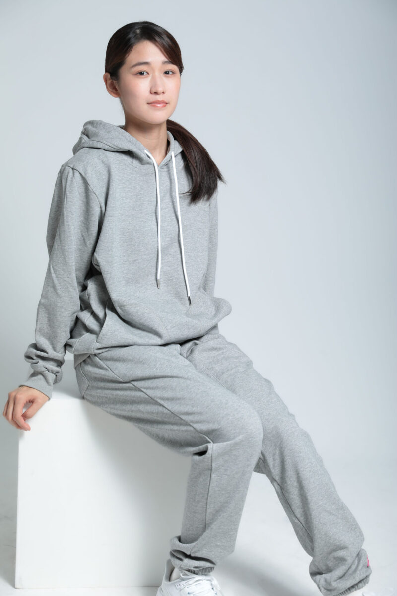 鈴木真海子 スウェット セットアップ 鈴木真海子 スウェット - メルカリ